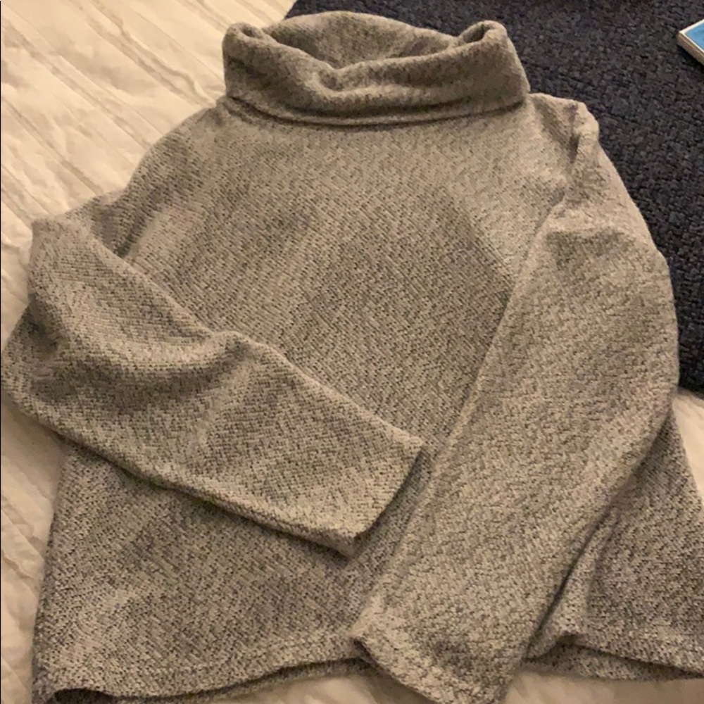 Turtle neck sweater